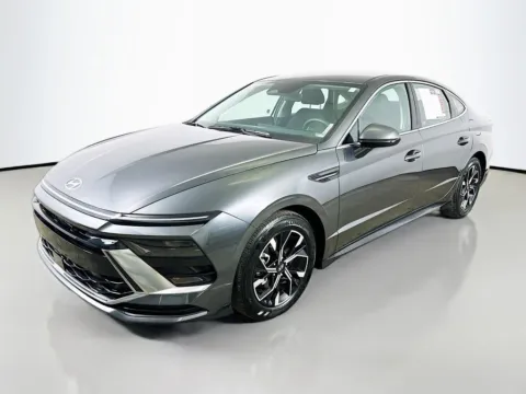 Another view of 2025 Hyundai Sonata SEL for sale in Summerville, SC at Automaxx of the Carolinas