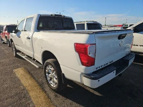 More photos of 2017 Nissan Titan XD SV at Automaxx of the Carolinas, SC