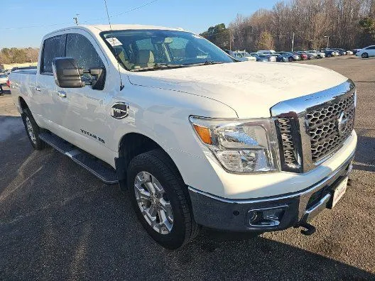 White 2017 Nissan Titan XD SV for sale in Summerville, SC