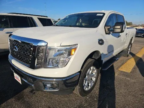 Photos of 2017 Nissan Titan XD SV for sale in Summerville, SC at Automaxx of the Carolinas