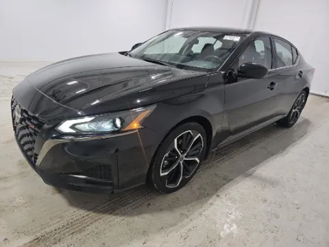 Photos of 2023 Nissan Altima 2.5 SR for sale in Summerville, SC at Automaxx of the Carolinas