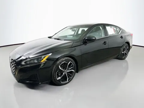 Another view of 2023 Nissan Altima 2.5 SR for sale in Summerville, SC at Automaxx of the Carolinas