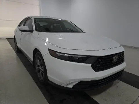 White 2023 Honda Accord EX for sale in Summerville, SC