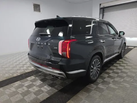 Another view of 2024 Hyundai Palisade Calligraphy for sale in Summerville, SC at Automaxx of the Carolinas