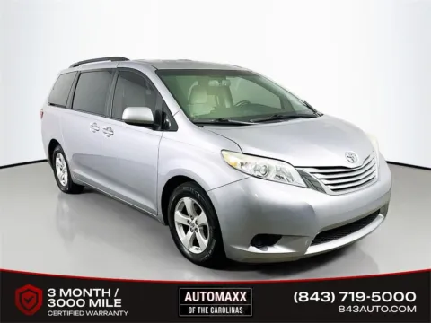 Silver 2017 Toyota Sienna L for sale in Summerville, SC