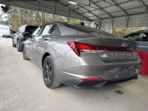 More photos of 2022 Hyundai Elantra SEL at Automaxx of the Carolinas, SC
