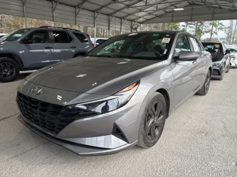 Silver 2022 Hyundai Elantra SEL for sale in Summerville, SC