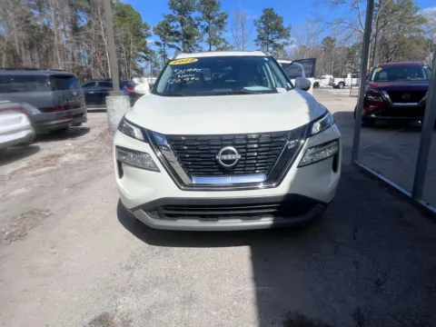 Photos of 2022 Nissan Rogue SV for sale in Summerville, SC at Automaxx of the Carolinas