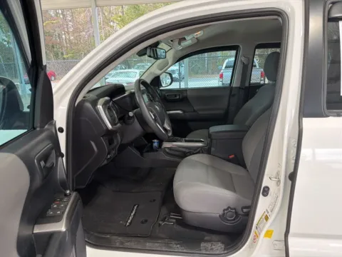 More photos of 2018 Toyota Tacoma SR5 at Automaxx of the Carolinas, SC