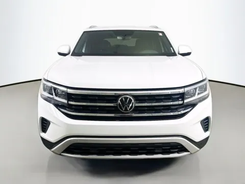 Photos of 2023 Volkswagen Atlas Cross Sport 3.6L V6 SE w/Technology for sale in Summerville, SC at Automaxx of the Carolinas
