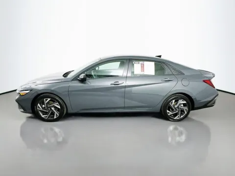 More photos of 2025 Hyundai Elantra SEL Sport at Automaxx of the Carolinas, SC