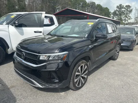 Black 2023 Volkswagen Taos 1.5T SE for sale in Summerville, SC