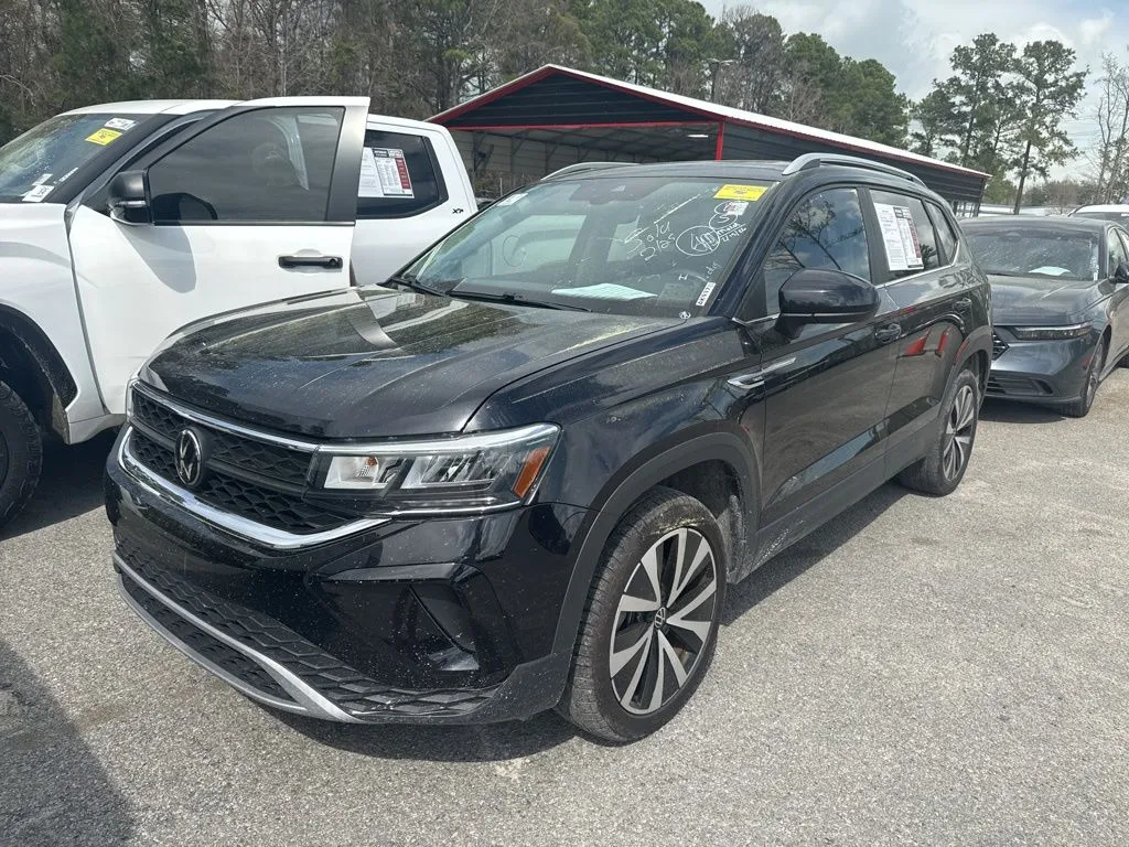 Black 2023 Volkswagen Taos 1.5T SE for sale in Summerville, SC