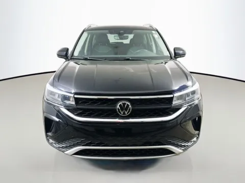 Photos of 2023 Volkswagen Taos 1.5T SE for sale in Summerville, SC at Automaxx of the Carolinas