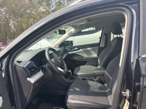 More photos of 2023 Volkswagen Taos 1.5T SE at Automaxx of the Carolinas, SC