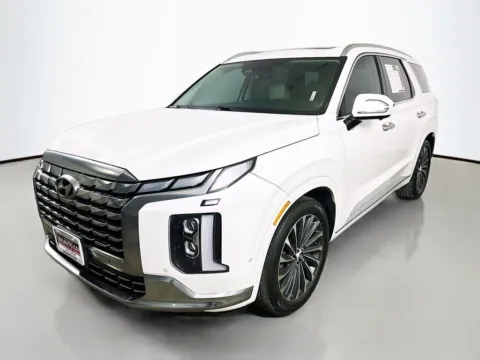 Another view of 2024 Hyundai Palisade Calligraphy for sale in Summerville, SC at Automaxx of the Carolinas