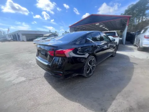 More photos of 2023 Nissan Altima 2.5 SR at Automaxx of the Carolinas, SC