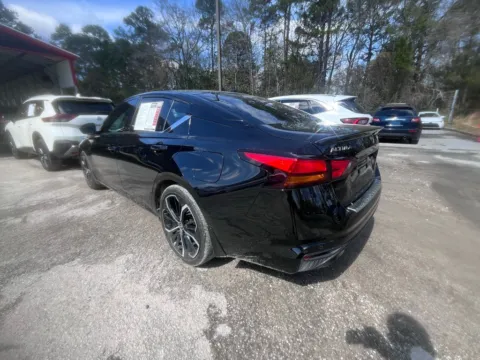 More photos of 2023 Nissan Altima 2.5 SR at Automaxx of the Carolinas, SC