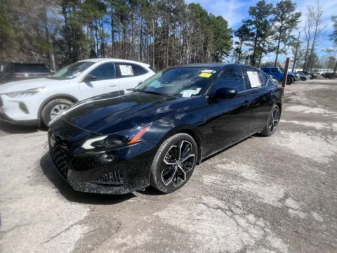 Photos of 2023 Nissan Altima 2.5 SR for sale in Summerville, SC at Automaxx of the Carolinas