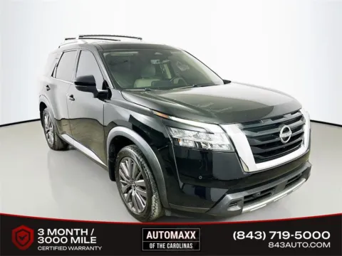 Black 2023 Nissan Pathfinder SL for sale in Summerville, SC