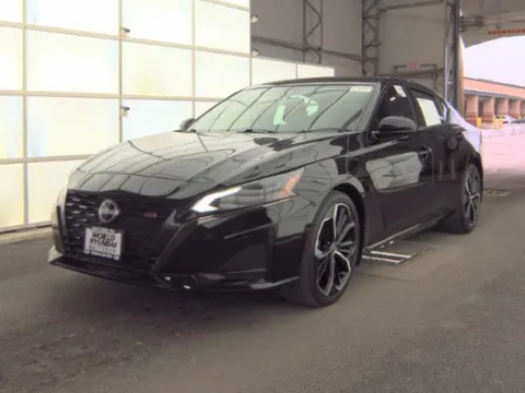 Photos of 2023 Nissan Altima 2.5 SR for sale in Summerville, SC at Automaxx of the Carolinas