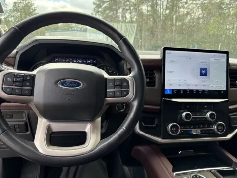 More photos of 2024 Ford Expedition Limited at Automaxx of the Carolinas, SC