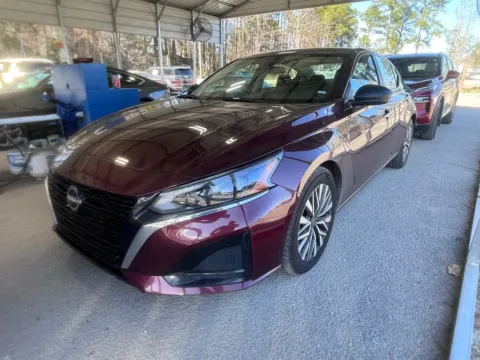 Photos of 2024 Nissan Altima 2.5 SV for sale in Summerville, SC at Automaxx of the Carolinas