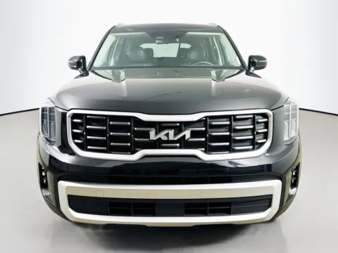 Photos of 2025 Kia Telluride S for sale in Summerville, SC at Automaxx of the Carolinas