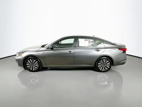 More photos of 2024 Nissan Altima 2.5 SV at Automaxx of the Carolinas, SC
