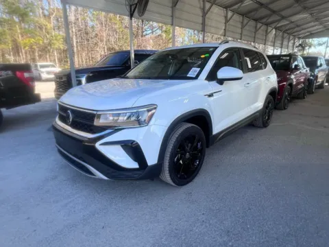 Another view of 2022 Volkswagen Taos 1.5T SE for sale in Summerville, SC at Automaxx of the Carolinas