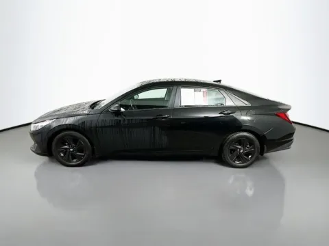 More photos of 2022 Hyundai Elantra SEL at Automaxx of the Carolinas, SC