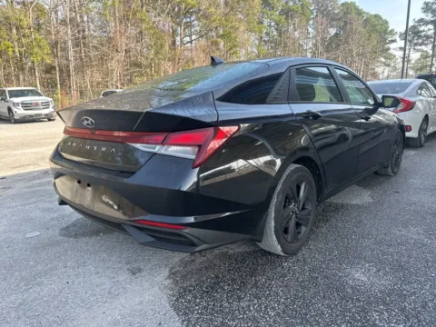 Another view of 2022 Hyundai Elantra SEL for sale in Summerville, SC at Automaxx of the Carolinas