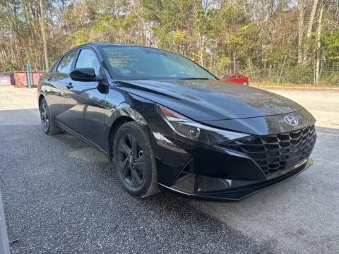 Photos of 2022 Hyundai Elantra SEL for sale in Summerville, SC at Automaxx of the Carolinas