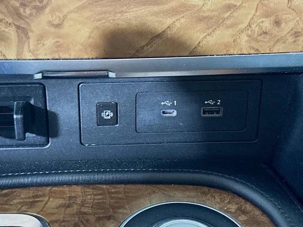 2023 Nissan Armada SL - Photo 33