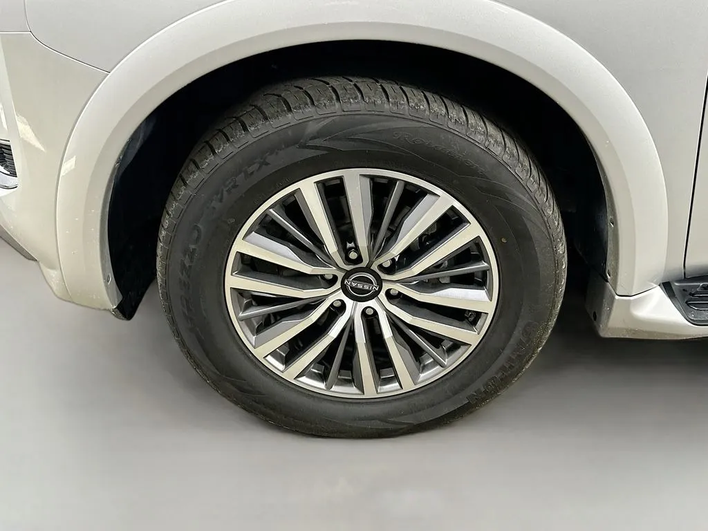 2023 Nissan Armada SL - Photo 8