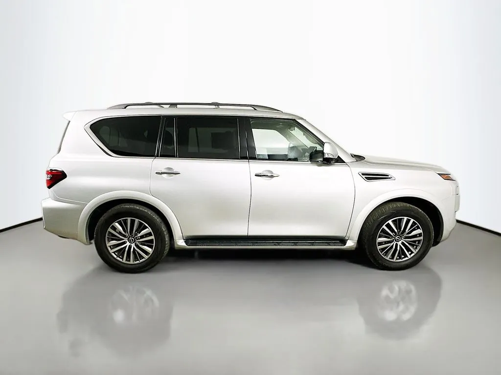 2023 Nissan Armada SL - Photo 7