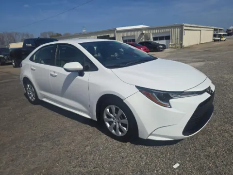 White 2023 Toyota Corolla LE for sale in Summerville, SC