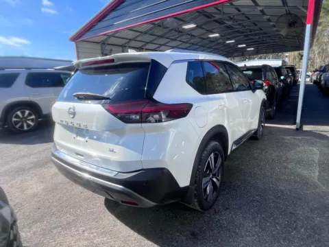 More photos of 2023 Nissan Rogue SL at Automaxx of the Carolinas, SC