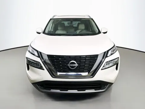 Photos of 2023 Nissan Rogue SL for sale in Summerville, SC at Automaxx of the Carolinas