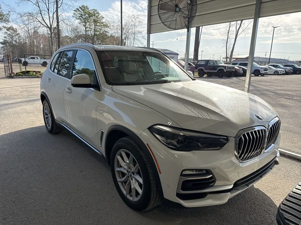 White 2021 BMW X5 sDrive40i for sale in Summerville, SC