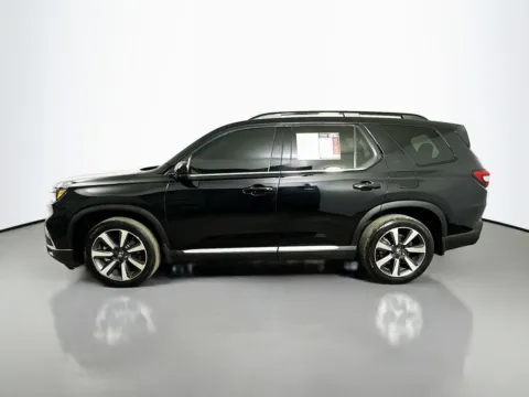 More photos of 2023 Honda Pilot Elite at Automaxx of the Carolinas, SC