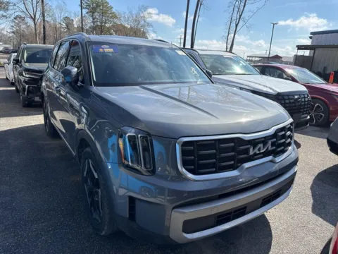 Photos of 2023 Kia Telluride S for sale in Summerville, SC at Automaxx of the Carolinas