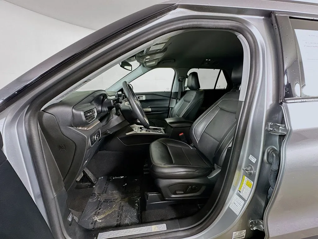 2023 Ford Explorer Limited - Photo 16
