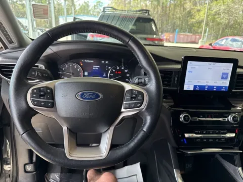 More photos of 2023 Ford Explorer Limited at Automaxx of the Carolinas, SC