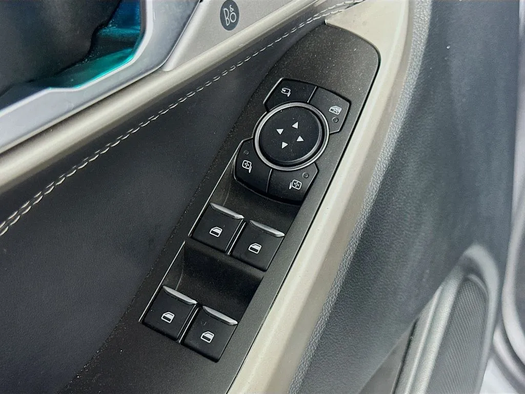 2023 Ford Explorer Limited - Photo 21