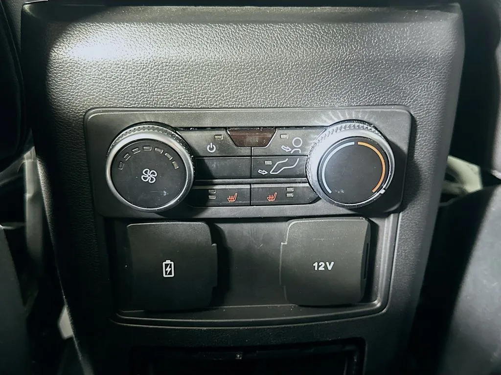 2023 Ford Explorer Limited - Photo 32