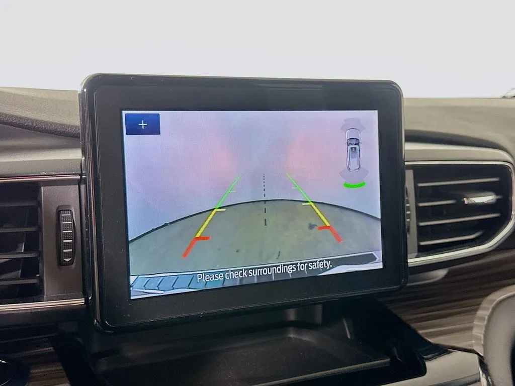 2023 Ford Explorer Limited - Photo 10