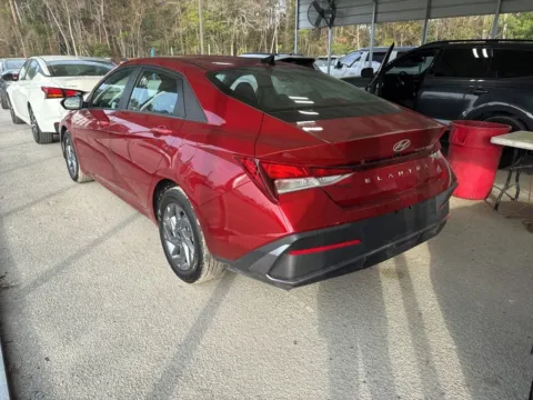 More photos of 2024 Hyundai Elantra SEL at Automaxx of the Carolinas, SC