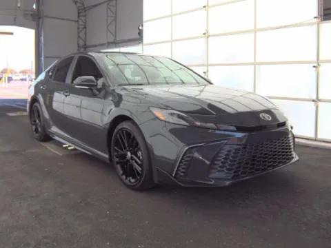 Black 2025 Toyota Camry SE for sale in Summerville, SC