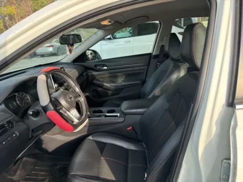 More photos of 2019 Nissan Altima 2.5 SR at Automaxx of the Carolinas, SC